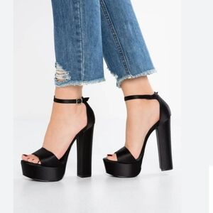 Steve Madden Platform Sandals Black Satin Size 9  Revolve